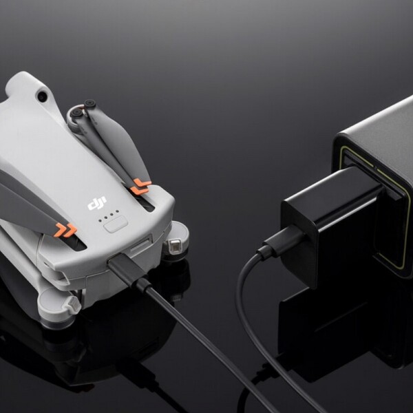 DJI스토어 드론뷰,DJI 30W USB-C 충전기 (매빅 미니 / 오즈모 / 액션 / 모바일 호환)